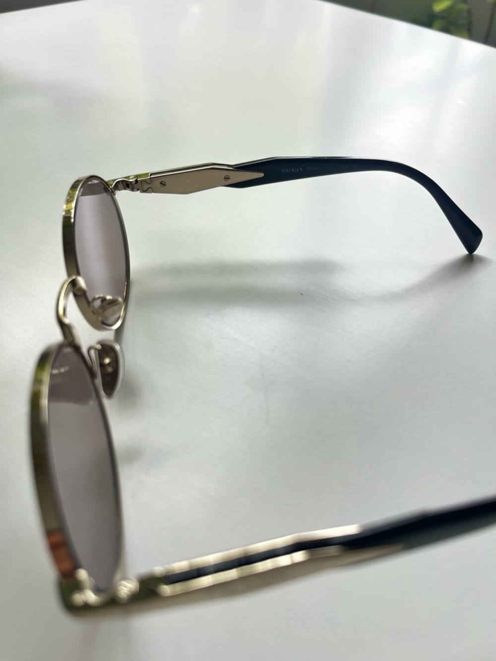 Prada gold Frame Sunglasses with dark Lenses. - Picture 5 of 10
